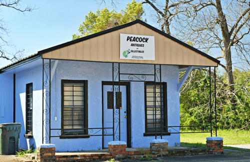 Peacock Antiques (1)